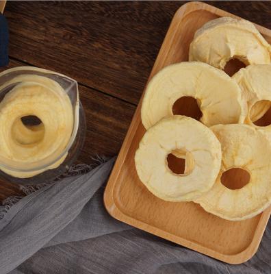 China Delicious Air Dried Dehydrated Apple Rings Quick Food To Prepare for sale