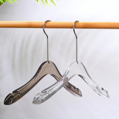 China Behind Arrival Women's Key Doors/On Walls Yijiasheng Round Hanger High End Clear Bridal Dress Hanger for sale