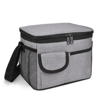 China Fashion Large capacity waterproof outdoor picnic bag insulated lunch box lunch bag for men for sale