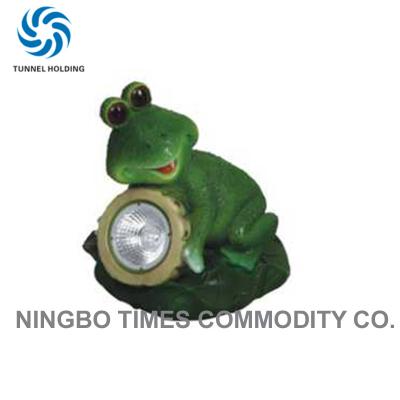 China IP65 Waterproof Resin Frog Solar Light , White Color Frog Patio Lights for sale