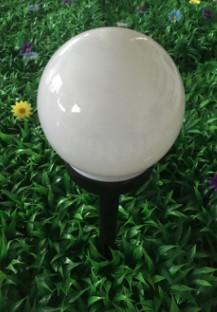 China Diameter 10 Cm Solar Powered Ball Lights For Festival Celebration Illumination for sale