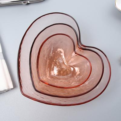 China Factory Made Disposable Dish Fancy Decorative Hammer Heart Shape Heart Order Gift Tall Glass Dessert Bowl With Gold Rim for sale