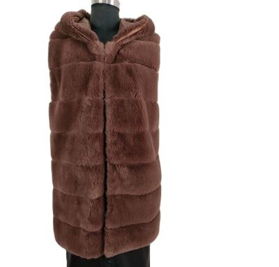 China New Arrived Fashion Burgundy Windshield Ladies Soft High Quality Fur Vest Breathable Hoody Vest for sale