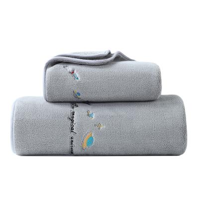 China Household Hypoallergenic Wholesale Running Density Edgelss Soft Water Absorption Fabric Coral Fleece Towel for sale