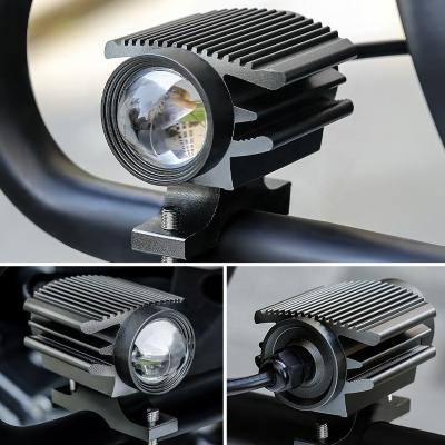 China Universal 12V / 24V Light Assy Motorcycle Off Road Farol LED Modificar Iluminação à venda