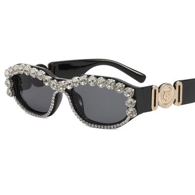 China Fashion Sunglasses 2022 Luxury Women Diamond Rhinestone Rimless Shades Sunglasses New Eyewear Brand Designer Fashion UV400 Sun Glasses for sale