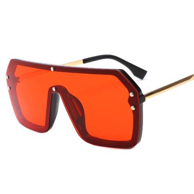 China Fashion sunglasses wholesale customization stylish gold frame metal sunglasses for sale