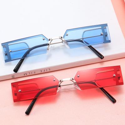 China 2021 Retro Fashion Women Small Square Square Sunglasses Hot Sale Unisex Sun Shades for sale