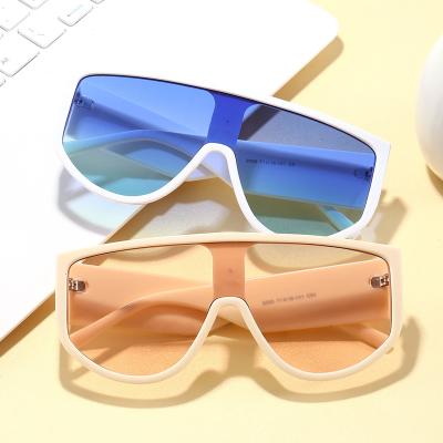 China Fashion sunglasses 2020 new one-piece sunglasses Europe and the United States ubiquitous color sunglasses PC film large frame personality sunglasses for sale