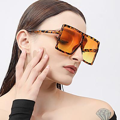 China Fashion Sunglasses Fit New Large Clear Glass Frame Red Wild Sunglasses Custom Made Women Oversized Sun Glasses for sale