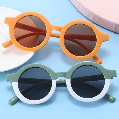 China Hot Trending Cute Colorful Round Sun Glass Children Girls Boys Sunglasses 2021 Matte Round Style Kids Sunglasses for sale