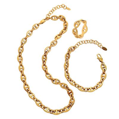 China TRENDY PVD 18k Gold Plated Jewelry Chains Sensitive Wholesale Tarnish Free Necklace Figaro Choker Necklace Bracelet Jewelry Set for sale