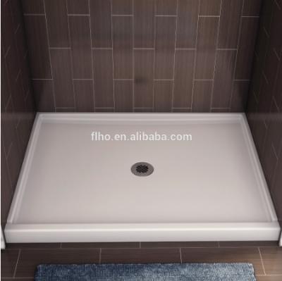 China Solid Outdoor Single Threshold White Ceramic Shower Tray Waterproof Eco-friendly And Healthy for sale