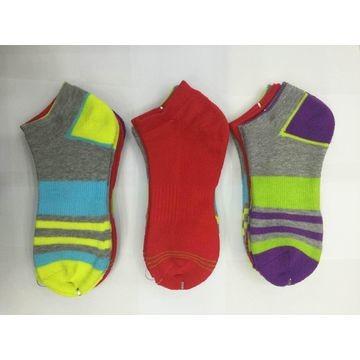 China Customized logo, design, color knitted 100% Cotton Stripe Sports Socks for sale