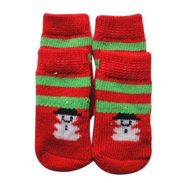 China Custom logo, design cute cotton pet socks with jacquard logo for sale