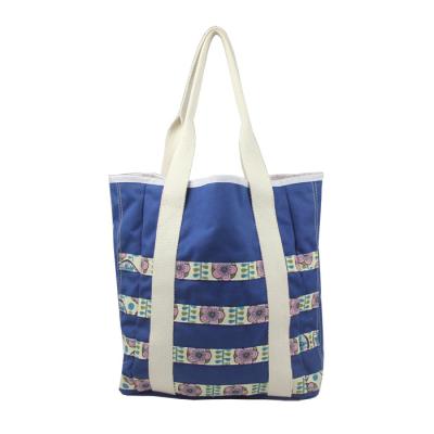 China Custom Handled Logo Large Capacity Women Tote Bag Shopping With Stripe Bags for sale