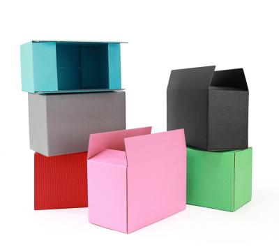 China Recycled Materials Custom Black Shipping Boxes Folding Gift Box Color Logo Printing Corrugated Paper Box Folding Gift for sale