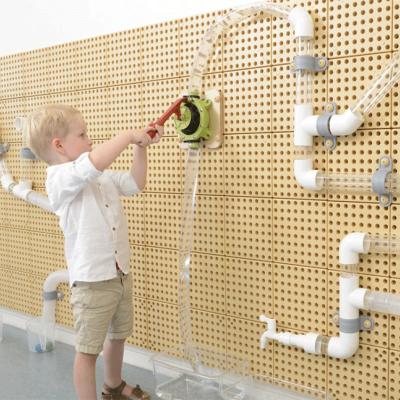 China Cenchi family education indoor outdoor children water wall loopwater cycles system diy water park games for sale