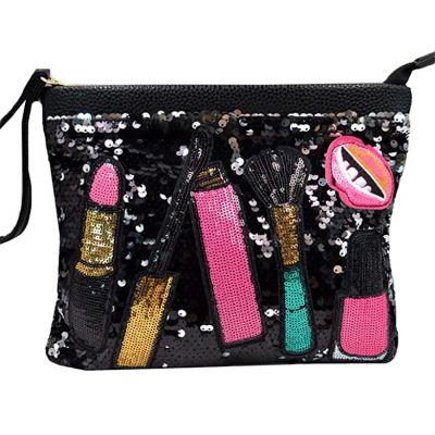 China Detachable Straps with Smooth Zipper Operation for Women Lipsticks Cosmetics Unique Sequin Decorated Leather Clutch Bag Convenient Evening for sale