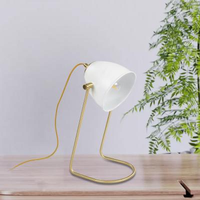 China Modern Simple Nordic Lovely Household Light Luxury Creative Bedside Lamp Table Lamp For Reading for sale