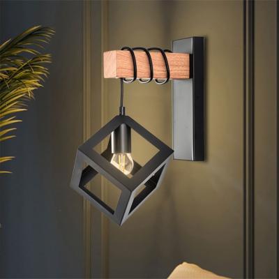 China Modern beautiful luxury are living room indoor square bedroom sconce wall light iron decorative wall lamp for sale