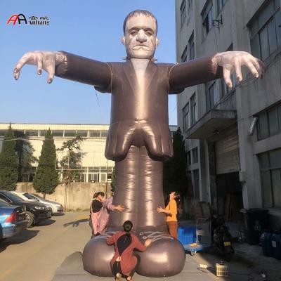 China Decoration Bespoke Giant Crazy Inflatable Zombie Cartoon Sculpture For Halloween Event Decoration for sale