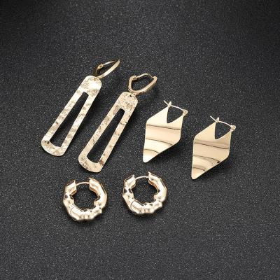 China TRENDY Punk Jewelry 14K Gold Plated Brass Geometric Circle Hypoallergenic Earrings for sale