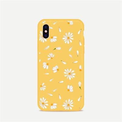 China Fashion Daisy Flower Soft TPU Phone Case For iphone X XS XR Max 6S 7 8 plus Light Yellow Silicon Back Cover for sale