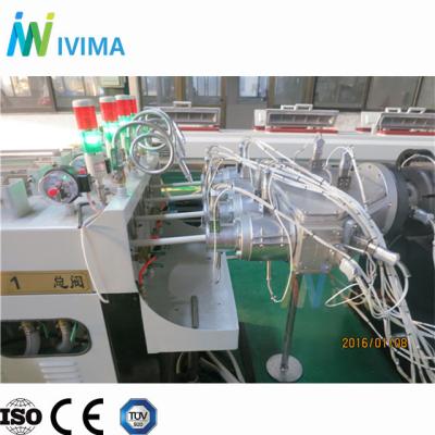 China PIPE Four Cavity PVC Pipe Making Machine / Insulating Tube / Plant Pipe Production Line Te koop