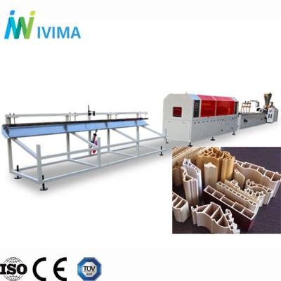 China Profile PVC WPC Decking Profile Making Machine/Production Line/Extrusion Plant For Frame Interior Decoration Te koop