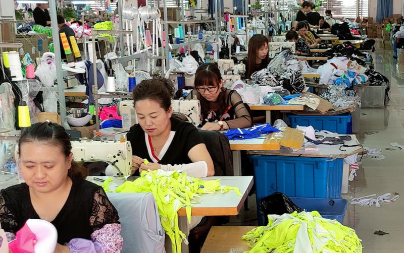 Verified China supplier - Xingcheng Yinhechun Swimsuit Factory