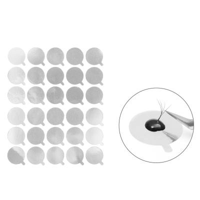 China XIUSUZAKI 300Pcs Disposable Eyelash Glue Holder Aluminum Palette Eyelash Extension Glue Pads Whips Stickers Eyelash Glue Sticker for sale