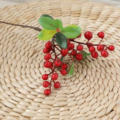 China Artificial Simulation Berry and Leaf Spray Christmas Season Decoration Floral ER-P01 for sale