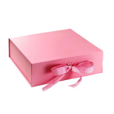 China Handmade Custom Magnetic Gift Box Packing Custom Color Logo Suitcase Paper Package Box for sale