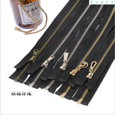 China Factory Direct Selling Brass Open End Zipper Different Color Slider Puller for sale