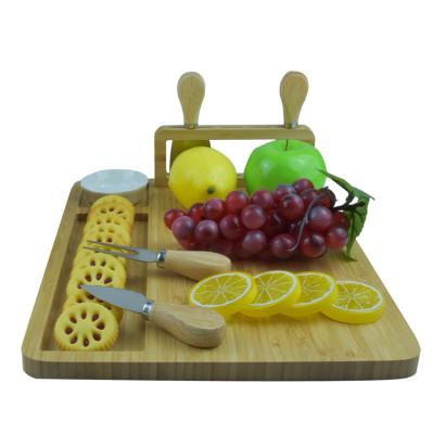 China Disposable Bamboo Cheese Cutting Board With Stainless Steel Cutlery Knife Set for sale