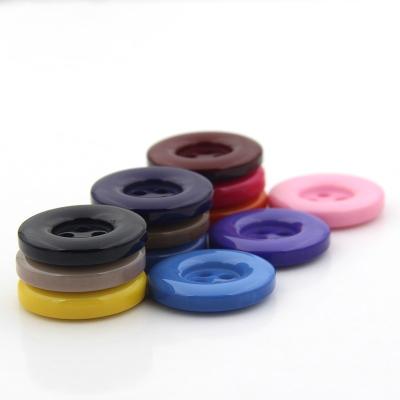 China Oeko-tex  Factory Wholesales Garment Accessories Fashion 4 Holes Plastic Button Clothing Buttons Resin Buttons for sale