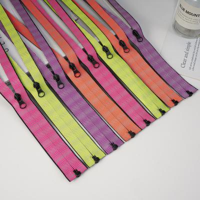 China Quality Newest Designs Popular Useful Colorful Wholesale Custom zipper long chain nylon waterproof rubber zipper zu verkaufen