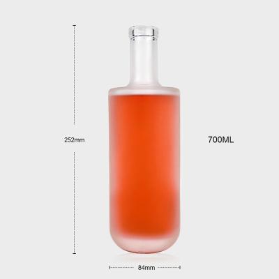 China Beverage Factory Wholesale 375Ml 500Ml 700Ml 750Ml Clear Wine Glass Bottle Empty Red Wine Bottle for sale