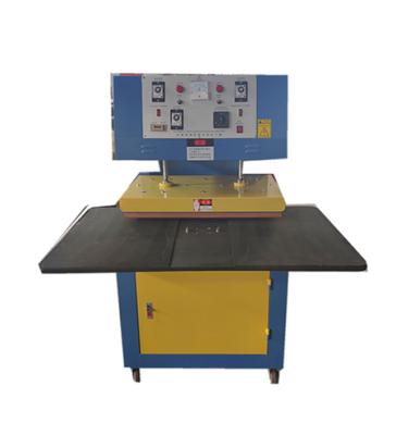 China Food Blister Packing Machine For Scrubber Packing for sale