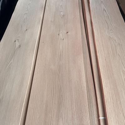 China Contemporary Hot Sale 1.2mm Natural White Oak/Oak Veneer Natural White Oak Wood Stutter Veneer for sale