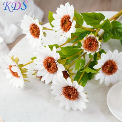 China Daisy Home Artificial Flower Wreath Bouquet Gift Decoration Hotel Natural Dry Sunflowers Real Dried Sunflowers For Weeding Home Decor for sale