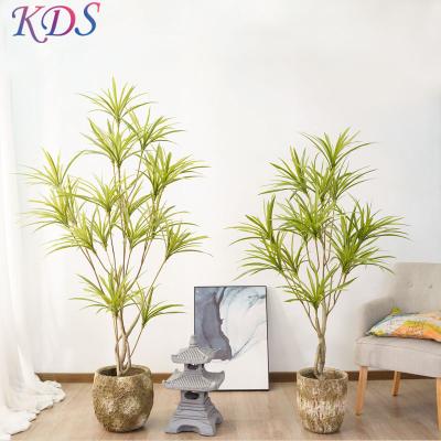 China Contemporary Artificial Tree Dracaena Fragrans Plants Bonsai For Garden for sale