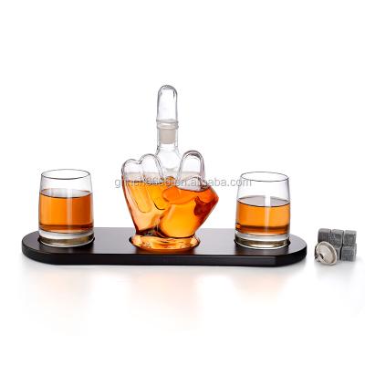 China 2021 New Vodka Finger Whiskey Decanter Set Liquor Decanters with 2 Cocktail Shot Glasses for Liquor, Bourbon or Vodka for sale