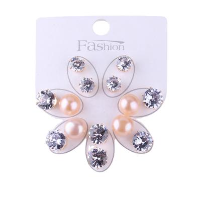 China CLASSIC [ER1001] 7 Pairs Classic Multi-size Freshwater Pearl Earring Set + Zircon Combination Stud for sale