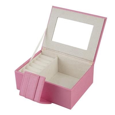 China Custom Pink Magnetic Leather Jewelry Box Clasp Jewelry Box Small Closure Jewelry Case Leather Jewelry Box Logo Custom for sale