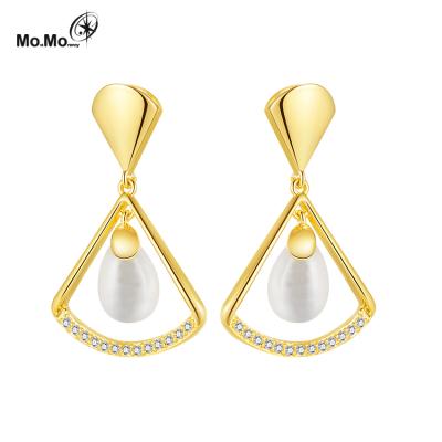 China 2021 Fashionable Eco-brass simple earrings new light trend French temperament luxury helix-shaped earrings for sale