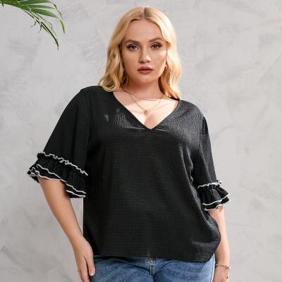 China Wholesale Yiyuan 2022 Laciness Anti-wrinkle Short Sheaths Color Women's Black Deep V-Neck Plus-size T-shirt And Blouse for sale