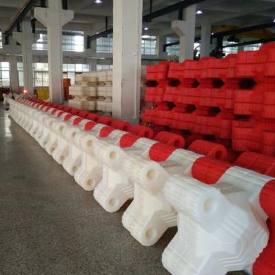 China Wave Plastic Marine Plastic Housing Floating Breakwaters for sale