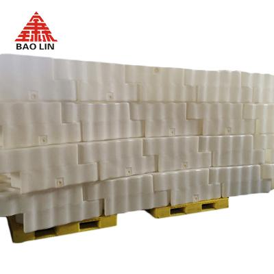 China Outdoor easy install in guangzhouYellow or white go kart plastic road crash barrier use connection, barricade guardrail schranke for sale